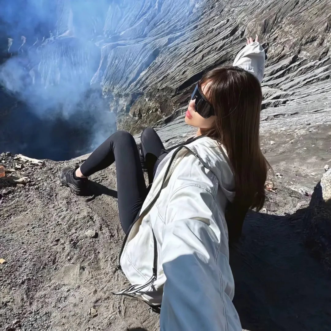 救命,哭包婆婆她扛着野猪下山了